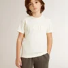 Αγορίστικο κρεμ T-shirt με ανάγλυφο λογότυπο