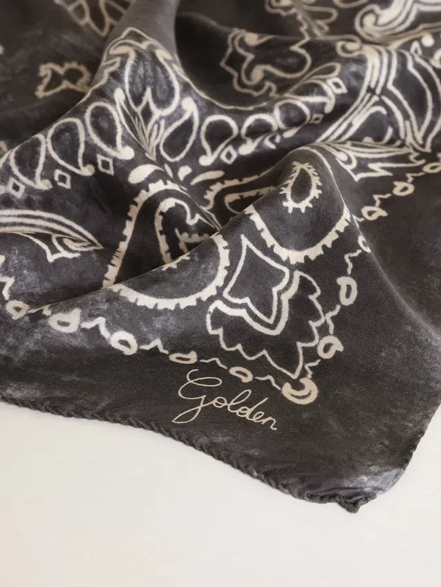 Ανθρακί κασκόλ με μοτίβο paisley