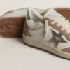 Ball Star LTD σε λευκό δέρμα νάπα και σουέτ παλαιού ροζ χρώματος με μεταλλικό ασημένιο δερμάτινο αστέρι και λουράκι στη φτέρνα