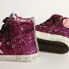 Francy Sneakers με πούλιες και χειρόγραφη επιγραφή στην εξωτερική σόλα