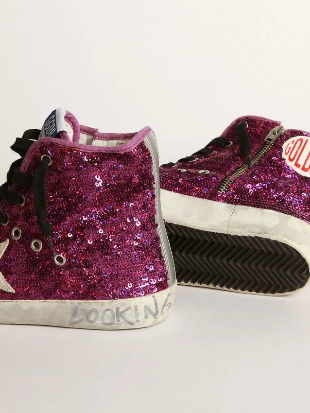 Francy Sneakers με πούλιες και χειρόγραφη επιγραφή στην εξωτερική σόλα
