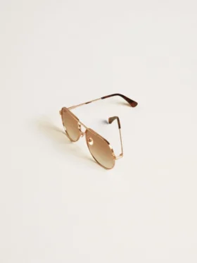 Γυαλιά ηλίου τύπου Aviator με σκελετό σε ροζ χρυσό και φακούς σε χρώμα μελιού