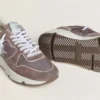 Γυναικεία αθλητικά παπούτσια με Running Sole από νάιλον και σουέτ σε χρώμα λεβάντας, με τυπωμένο αστέρι και ασημένια δερμάτινη ετικέτα στη φτέρνα