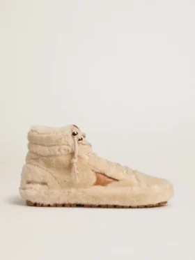 Γυναικεία Francy σε μπεζ shearling με καφέ δερμάτινο αστέρι