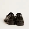 Γυναικεία μοκασίνια τύπου loafers με χοντρό τακούνι από μαύρο δέρμα με καρφιά