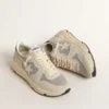 Γυναικεία παπούτσια Running Sole διακοσμημένα με κρύσταλλα Swarovski και αστέρι σε χρώμα ελεφαντόδοντου