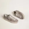 Γυναικεία Sneakers Hi Star από μπεζ σουέτ με αστέρι από πλαστικοποιημένο δέρμα και γκλίτερ στη φτέρνα