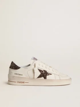 Γυναικεία Stardan από λευκό δέρμα με καφέ αστέρι με γκλίτερ και λουράκι στη φτέρνα