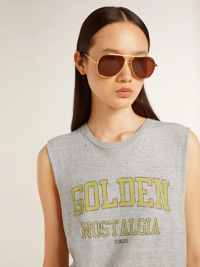Γυναικείο γκρι αμάνικο T-shirt με κίτρινη εκτύπωση