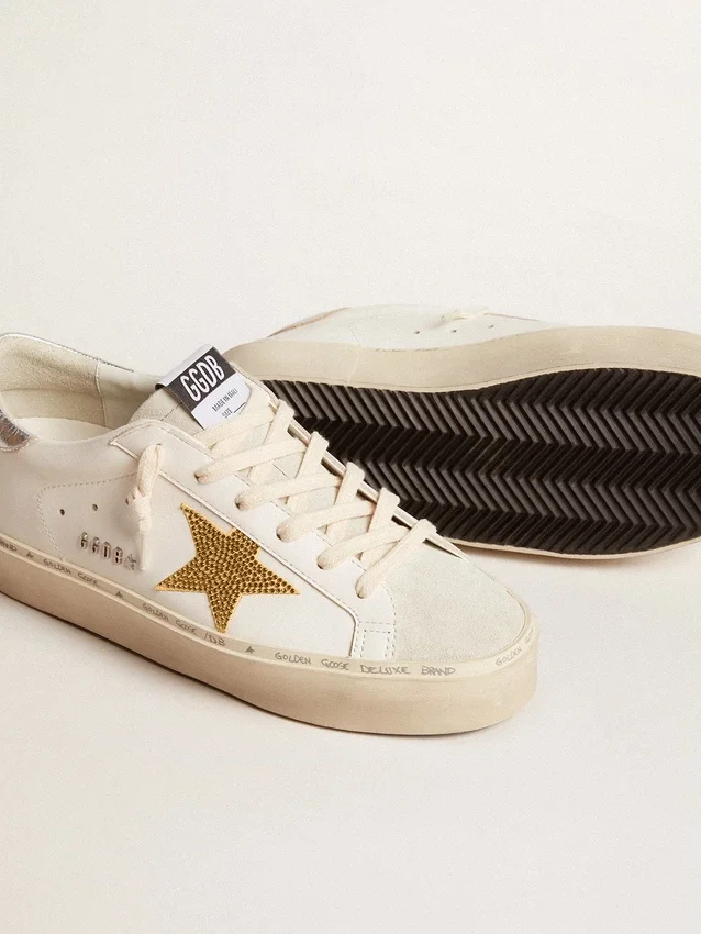 Hi Star με αστέρι από κρύσταλλα Swarovski και ασημί δερμάτινη ετικέτα στη φτέρνα