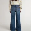 Κορίτσια τζιν με bootcut γραμμή, μέτριο πλύσιμο και κεντήματα
