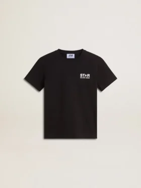 Μαύρο T-shirt με λευκό λογότυπο σε αντίθεση στο μπροστινό μέρος και μεγάλο αστέρι στο πίσω μέρος