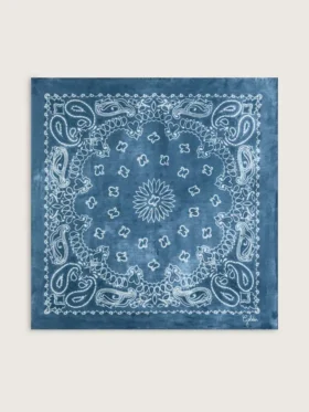 Μπλε τζιν κασκόλ της συλλογής Golden Collection με μοτίβο paisley