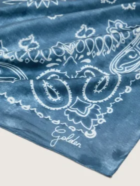 Μπλε τζιν κασκόλ της συλλογής Golden Collection με μοτίβο paisley