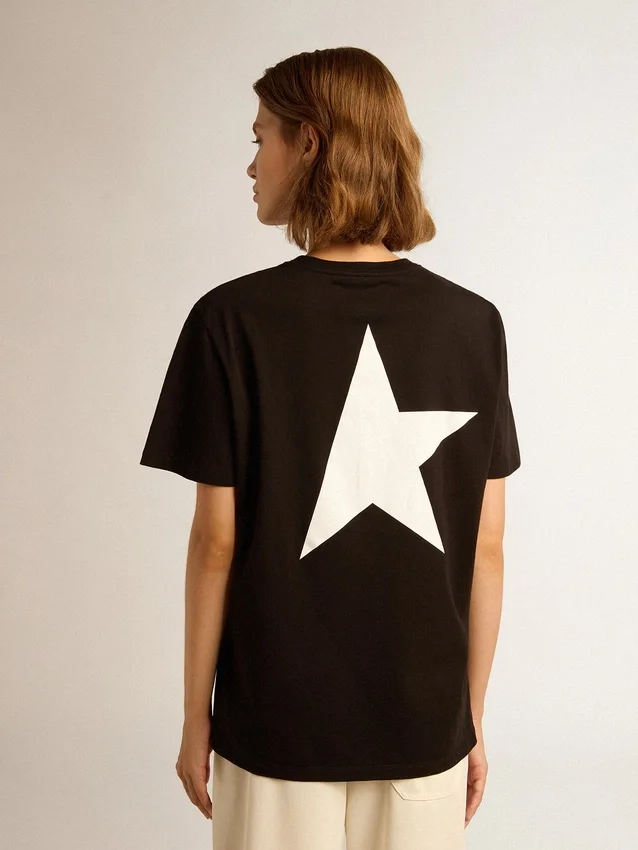 Μπλουζάκι της συλλογής Star Collection με λευκό λογότυπο και αστέρι σε αντίθεση