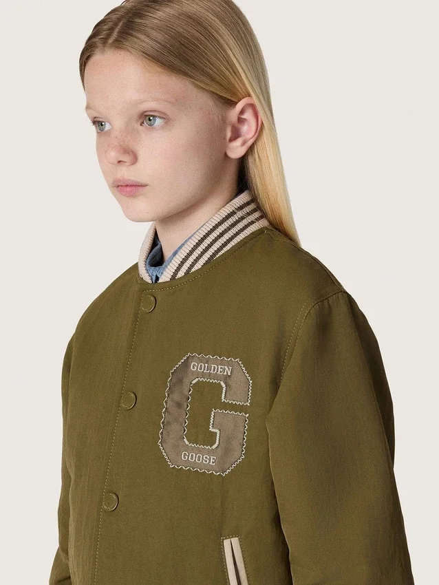 Μπουφάν bomber Journey unisex από νάιλον twill σε στρατιωτικό πράσινο με κεντημένο έμβλημα