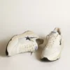 Running Sole από λευκό δέρμα και πλέγμα με μπλε αστέρι από πλαστικοποιημένο δέρμα