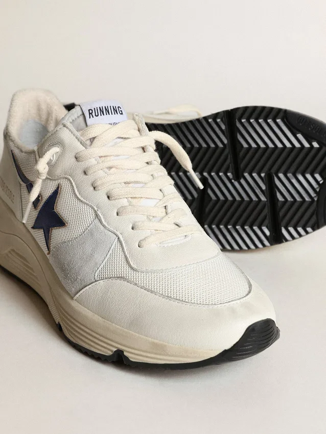 Running Sole από λευκό δέρμα και πλέγμα με μπλε αστέρι από πλαστικοποιημένο δέρμα