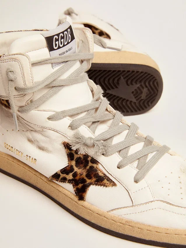 Sneakers Sky-Star με χαρακτηριστική υπογραφή στον αστράγαλο και ένθετα από δέρμα πόνυ με λεοπάρ μοτίβο