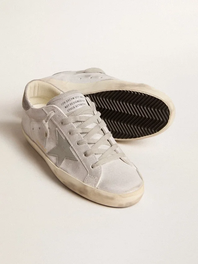 Sneakers Super-Star από δέρμα με γκρι-λευκό εφέ γκλίτερ και δερμάτινο αστέρι