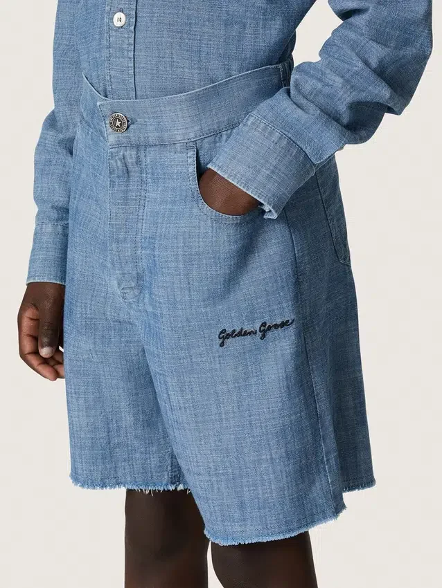 Σορτς Journey unisex από ανοιχτό μπλε βαμβακερό chambray με κεντημένο λογότυπο