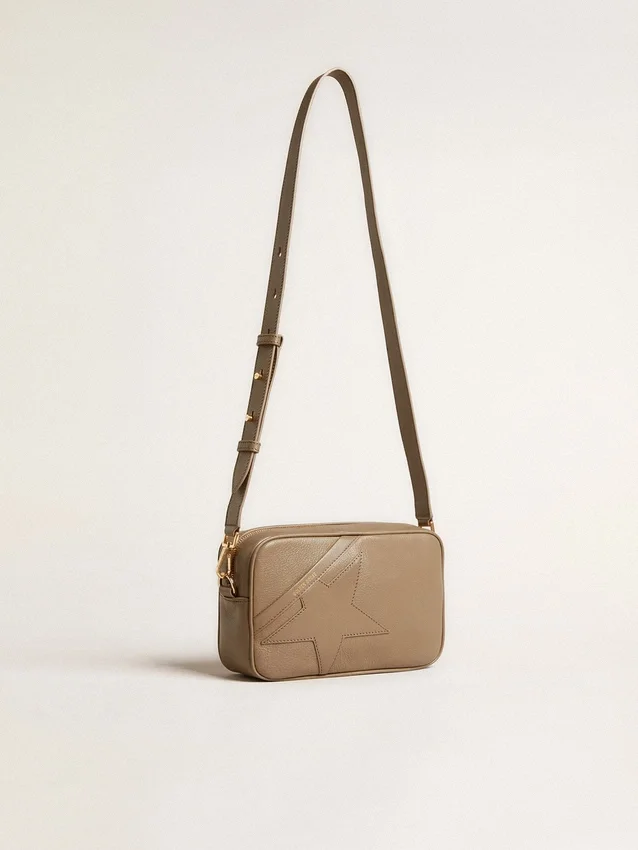 Star Bag από δέρμα σε χρώμα σαλέ με αστέρι σε τόνο-πάνω-τόνο