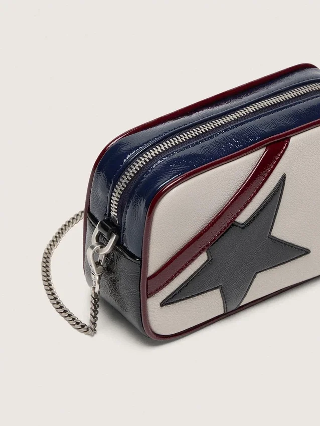 Star Bag από δέρμα σε χρώμα βουτύρου-λευκό με μαύρο αστέρι και λεπτομέρειες σε μπορντό και σκούρο μπλε