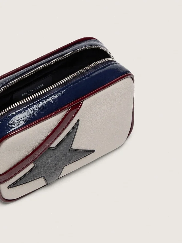 Star Bag από δέρμα σε χρώμα βουτύρου-λευκό με μαύρο αστέρι και λεπτομέρειες σε μπορντό και σκούρο μπλε