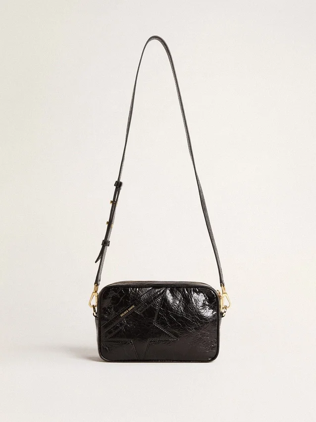 Star Bag από γυαλιστερό μαύρο δέρμα με αστέρι σε τόνους του ίδιου χρώματος