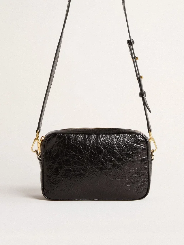 Star Bag από γυαλιστερό μαύρο δέρμα με αστέρι σε τόνους του ίδιου χρώματος
