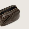 Star Bag «Mini» από παλαιωμένο σκούρο καφέ δέρμα με αστέρι σε τόνους του ίδιου χρώματος