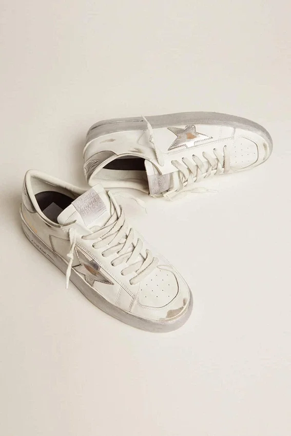 Stardan Sneakers με ασημί μεταλλικό δερμάτινο αστέρι και λουράκι στη φτέρνα