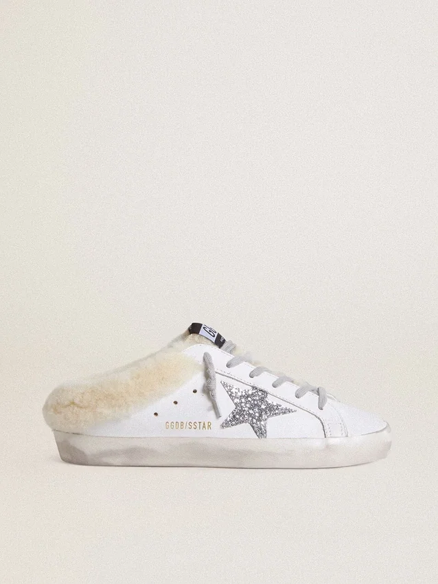 Super-Star Sabot από λευκό δέρμα με επένδυση από shearling και ασημένιο αστέρι