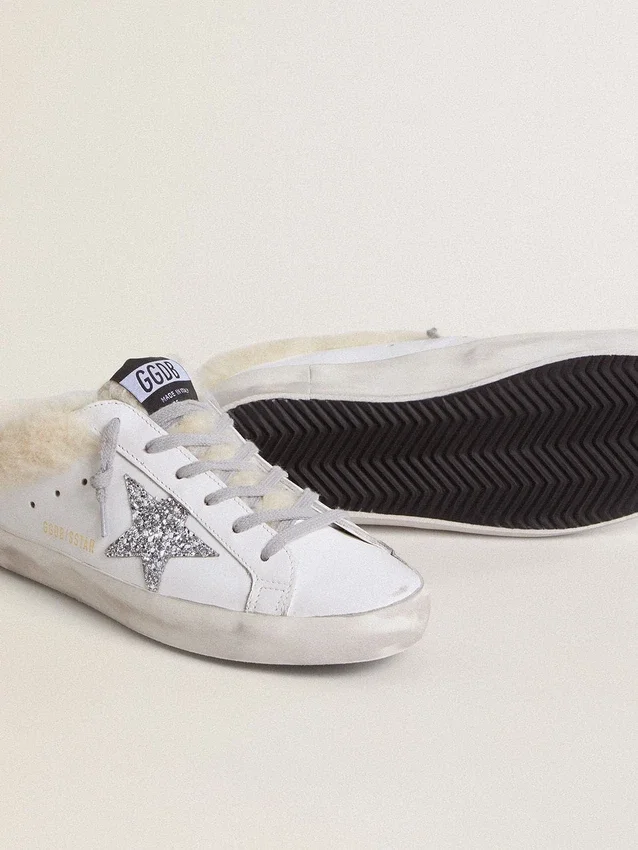 Super-Star Sabot από λευκό δέρμα με επένδυση από shearling και ασημένιο αστέρι