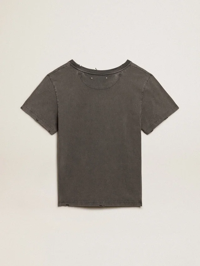 Τ-shirt με φθαρμένη εμφάνιση και στενή γραμμή σε ανθρακί χρώμα