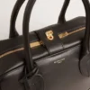Τσάντα Vita από λείο μαύρο δέρμα με χρυσές λεπτομέρειες