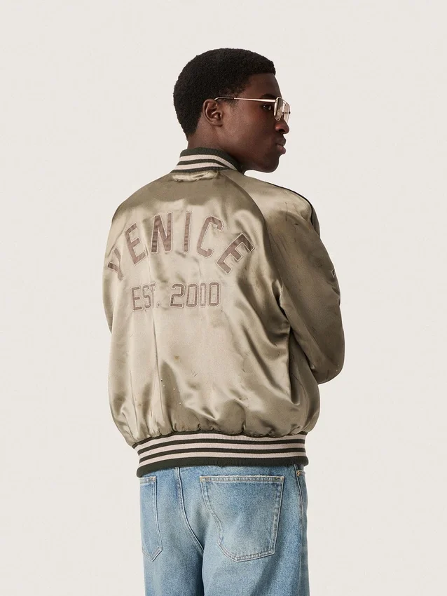 Unisex μπουφάν τύπου bomber από πράσινο σατέν με ραβδωτά τελειώματα και γιακά