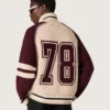 Unisex μπουφάν τύπου bomber σε λευκό και μπορντό πλεκτό ζακάρ