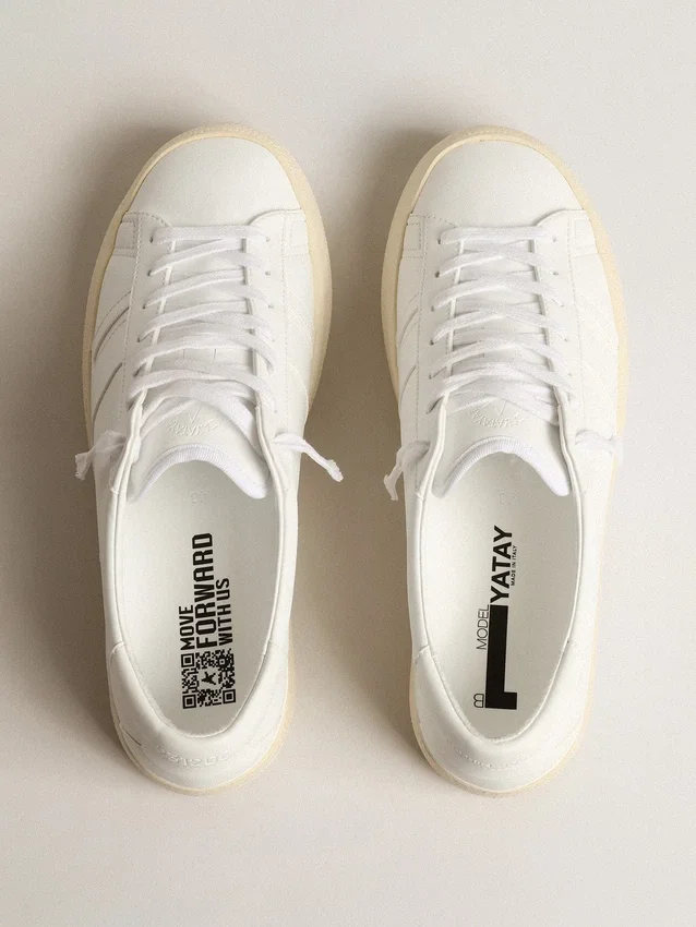 Yatay Model 1B: βιώσιμα πάνινα Sneakers με λευκό βιολογικής προέλευσης επάνω μέρος και λευκό Y