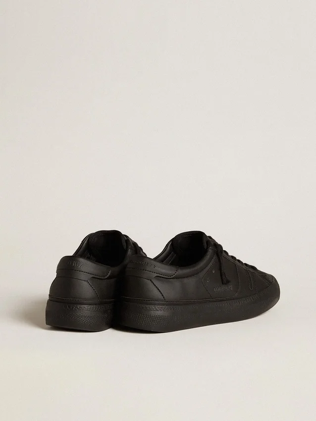 Yatay Model 1B: βιώσιμες Sneakers με βιολογικής προέλευσης επάνω μέρος και μαύρο Y