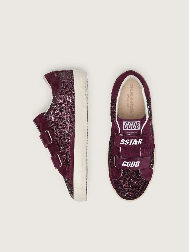 Young Old School σε μπορντό γκλίτερ με αστέρι από μπορντό σουέτ και ετικέτα στη φτέρνα